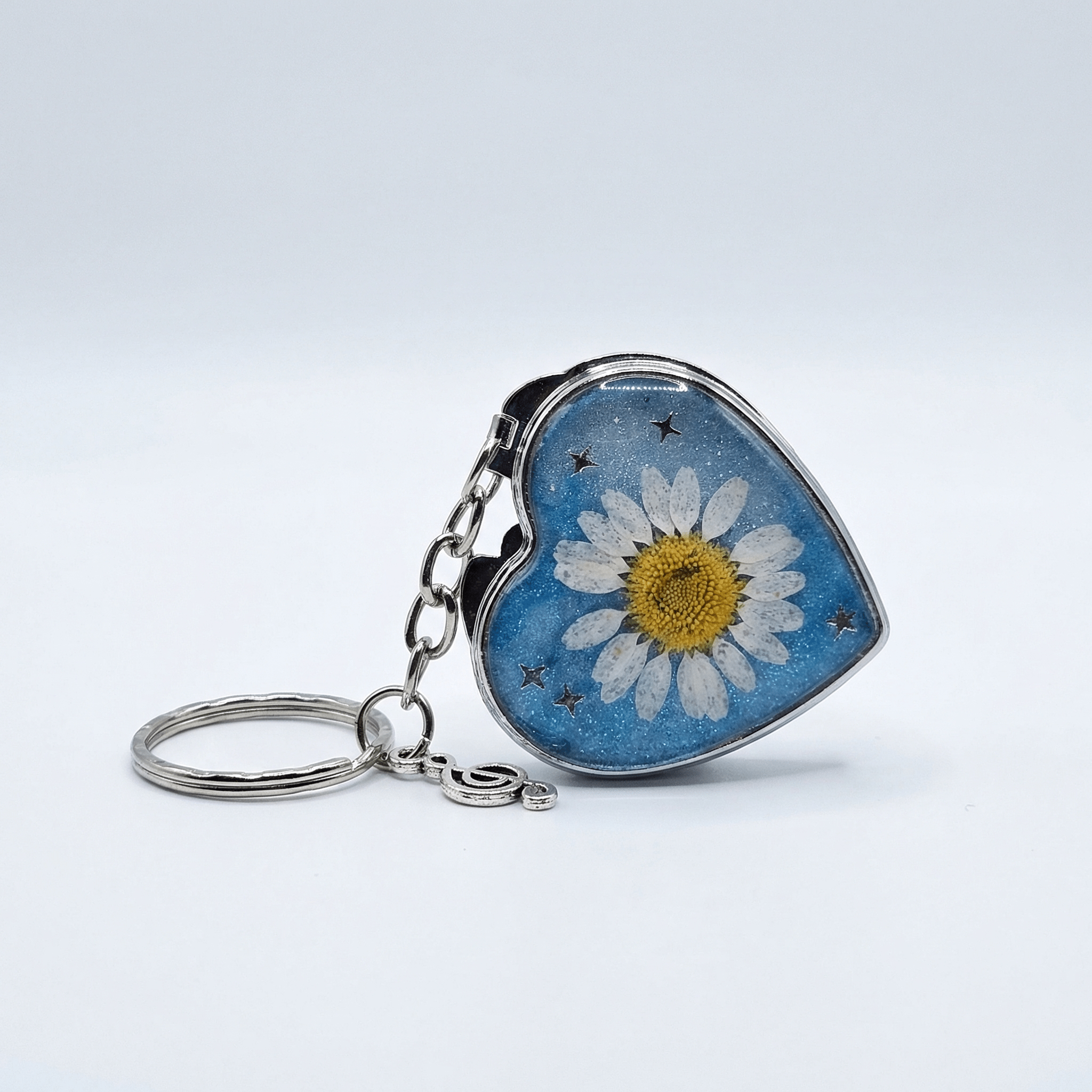 Real Flower With Heart Keychain Mirror handmade - Made by Saloly