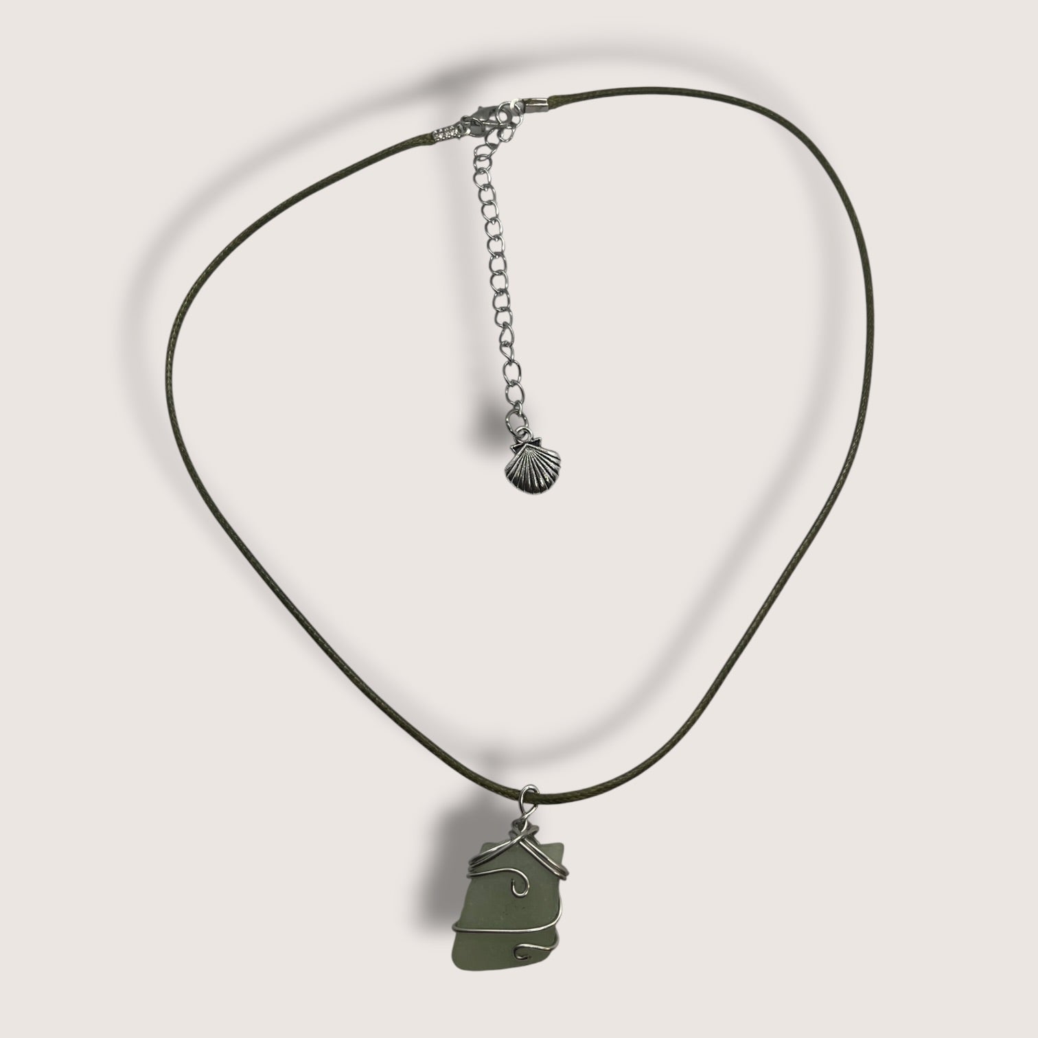 Wire Wrapped Seaglass Pendant Necklace handmade - Made by Saloly